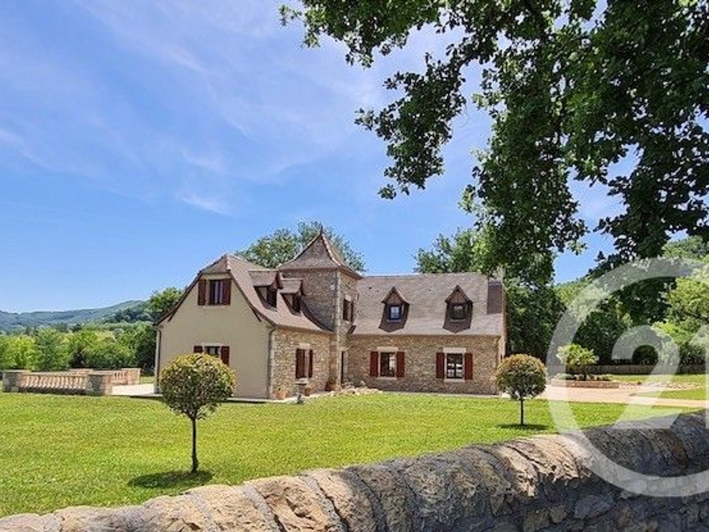 Maison 5 pièces 187 m²