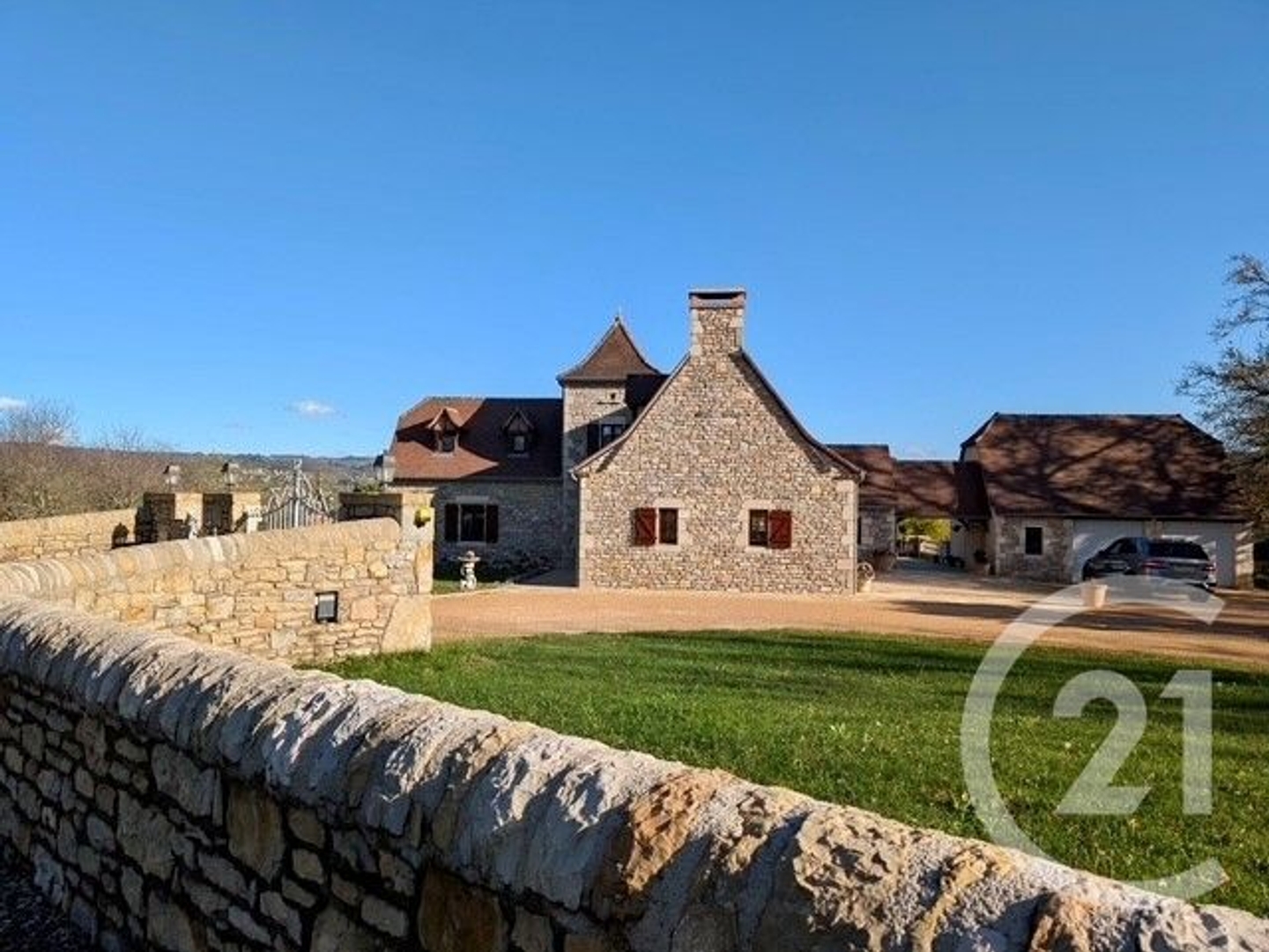 Maison à vendre - 5 pièces - 187m2 - Saint-Jean-Lespin... (46400)
