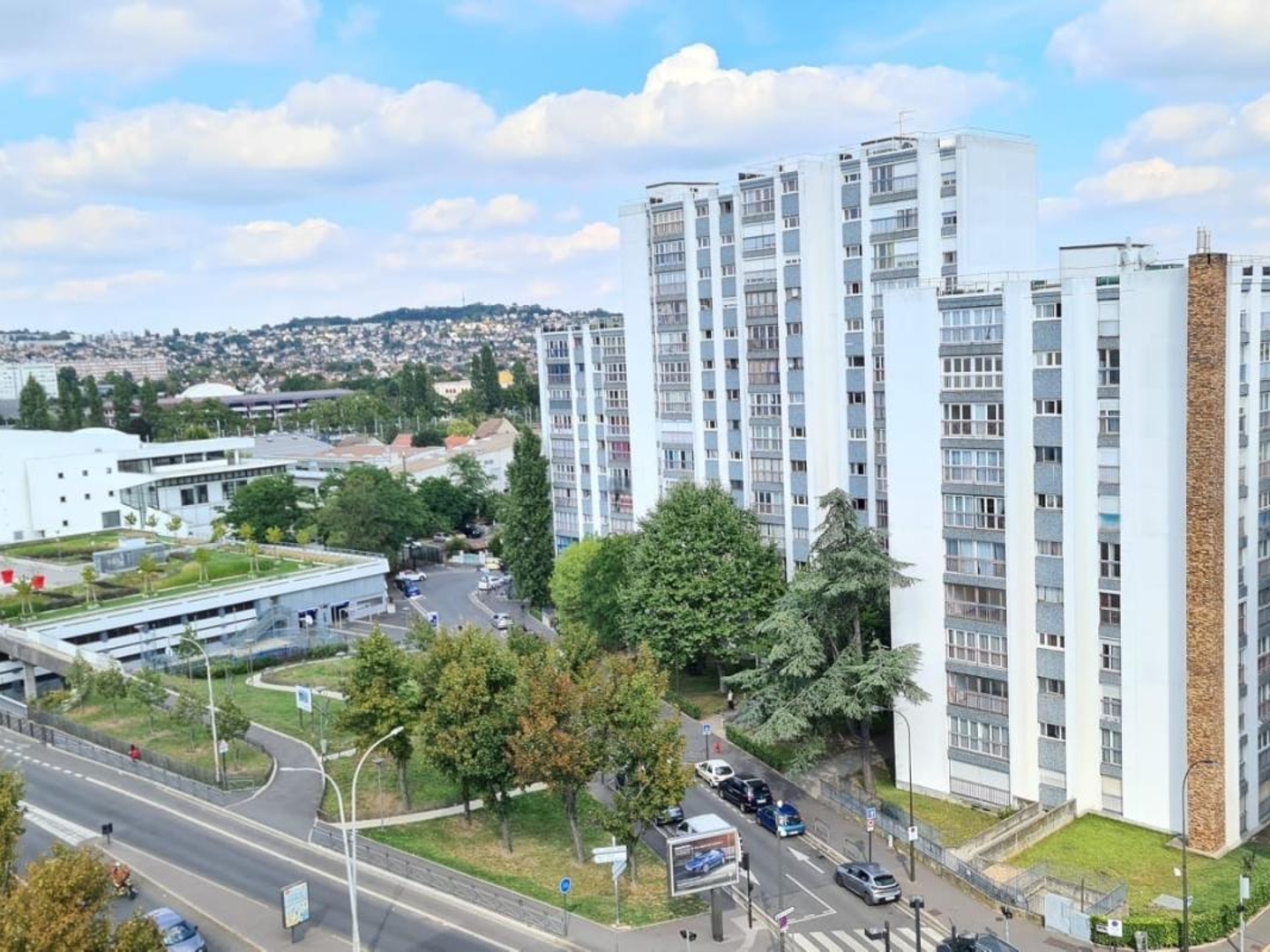Appartement T3 lumineux, cave et parking Résidence sécuris