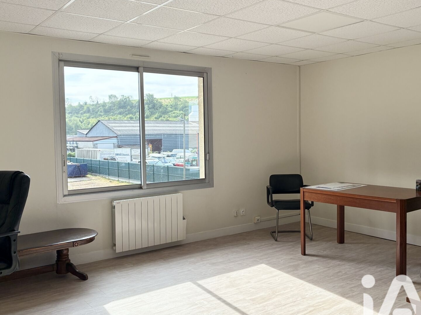 Magasin à vendre - 1 pièce - 710m2 - Beauvais (60000)
