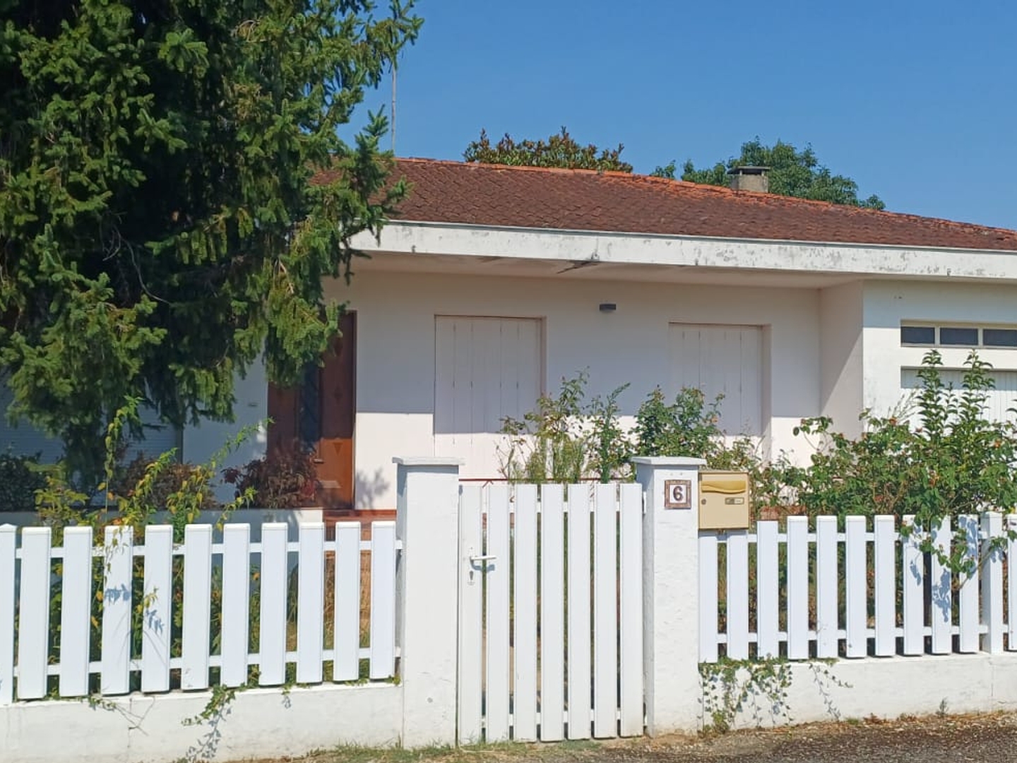 VILLA PLAIN PIED PROCHE TOUS COMMERCES LE PASSAGE