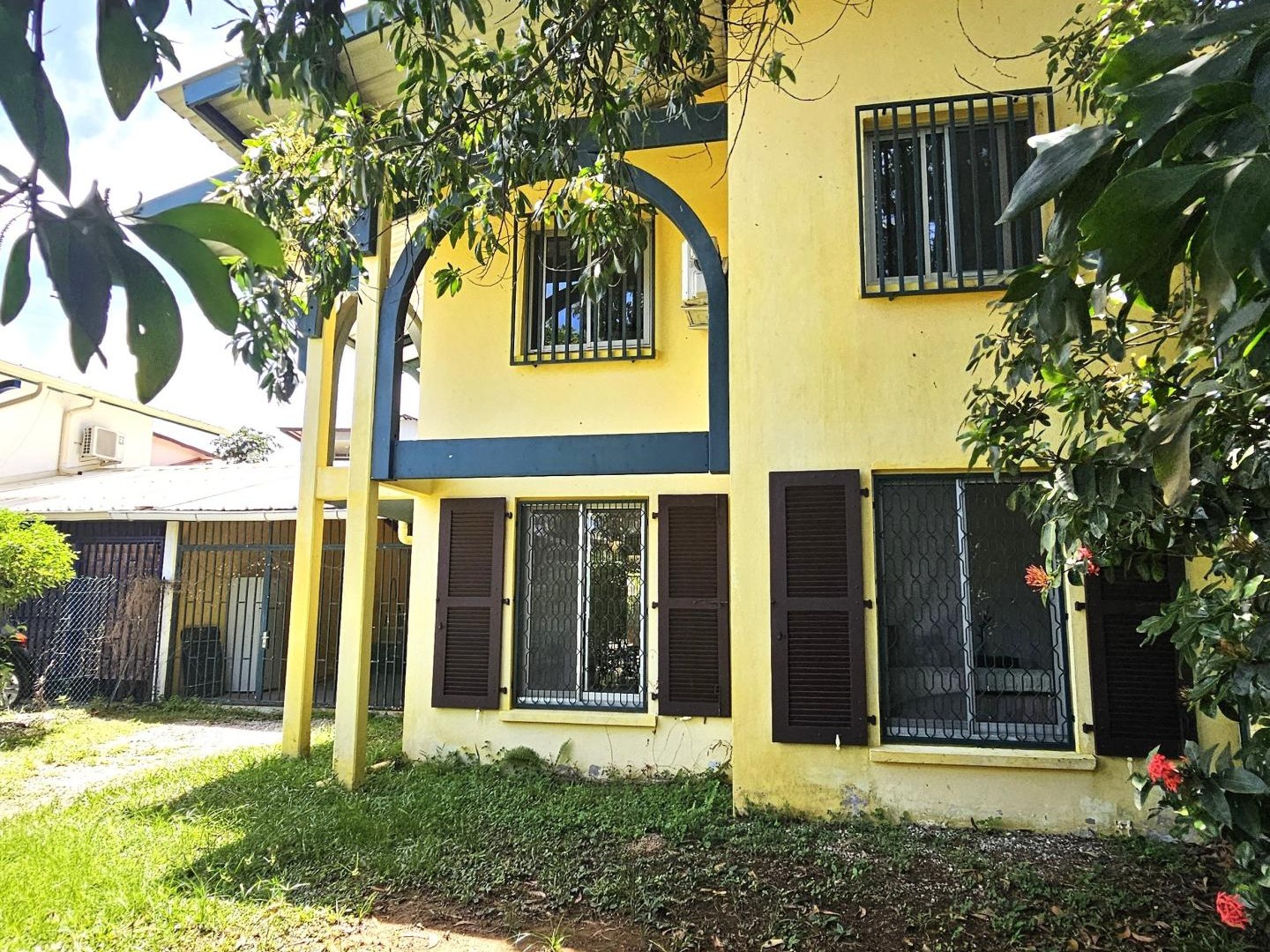 MAISON T4 R+1 à KOUROU