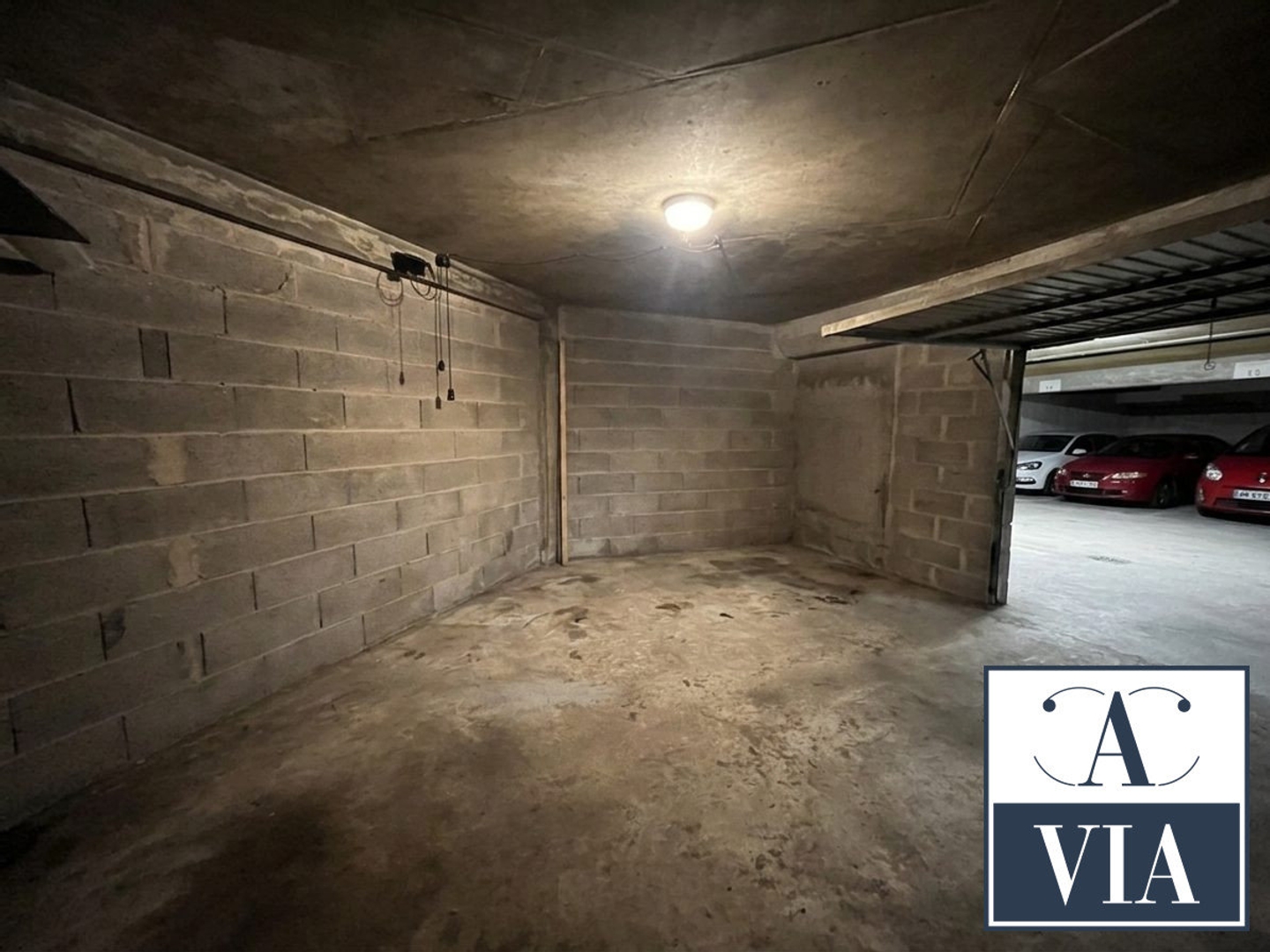 Parking / garage / box à vendre - 23m2 - Strasbourg (67100)