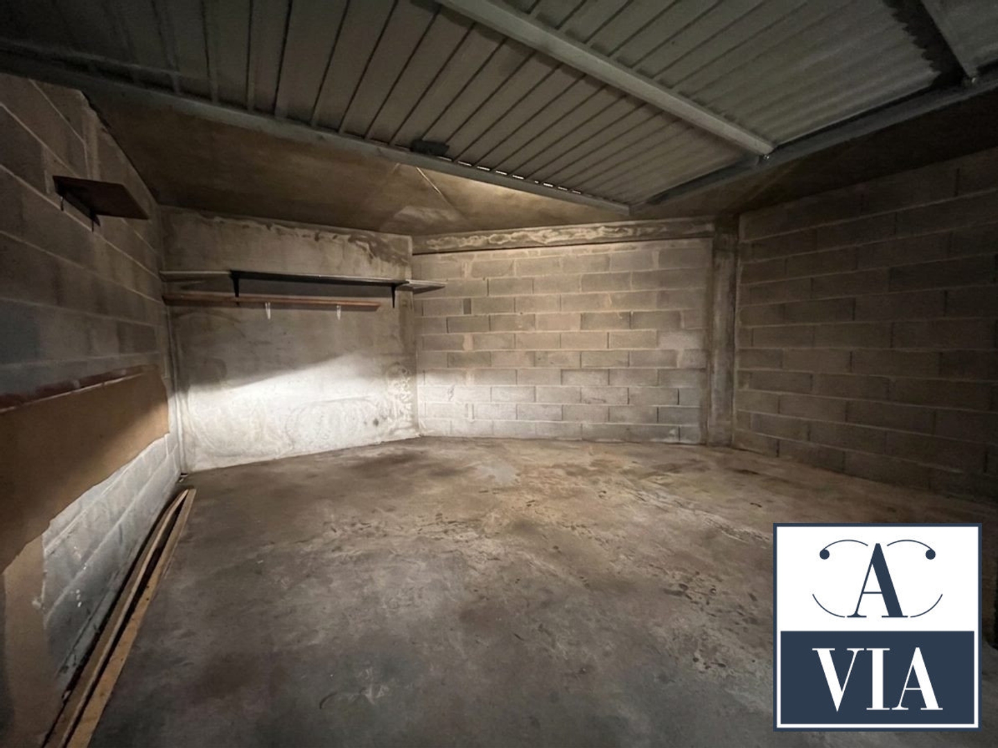 Parking / garage / box à vendre - 23m2 - Strasbourg (67100)
