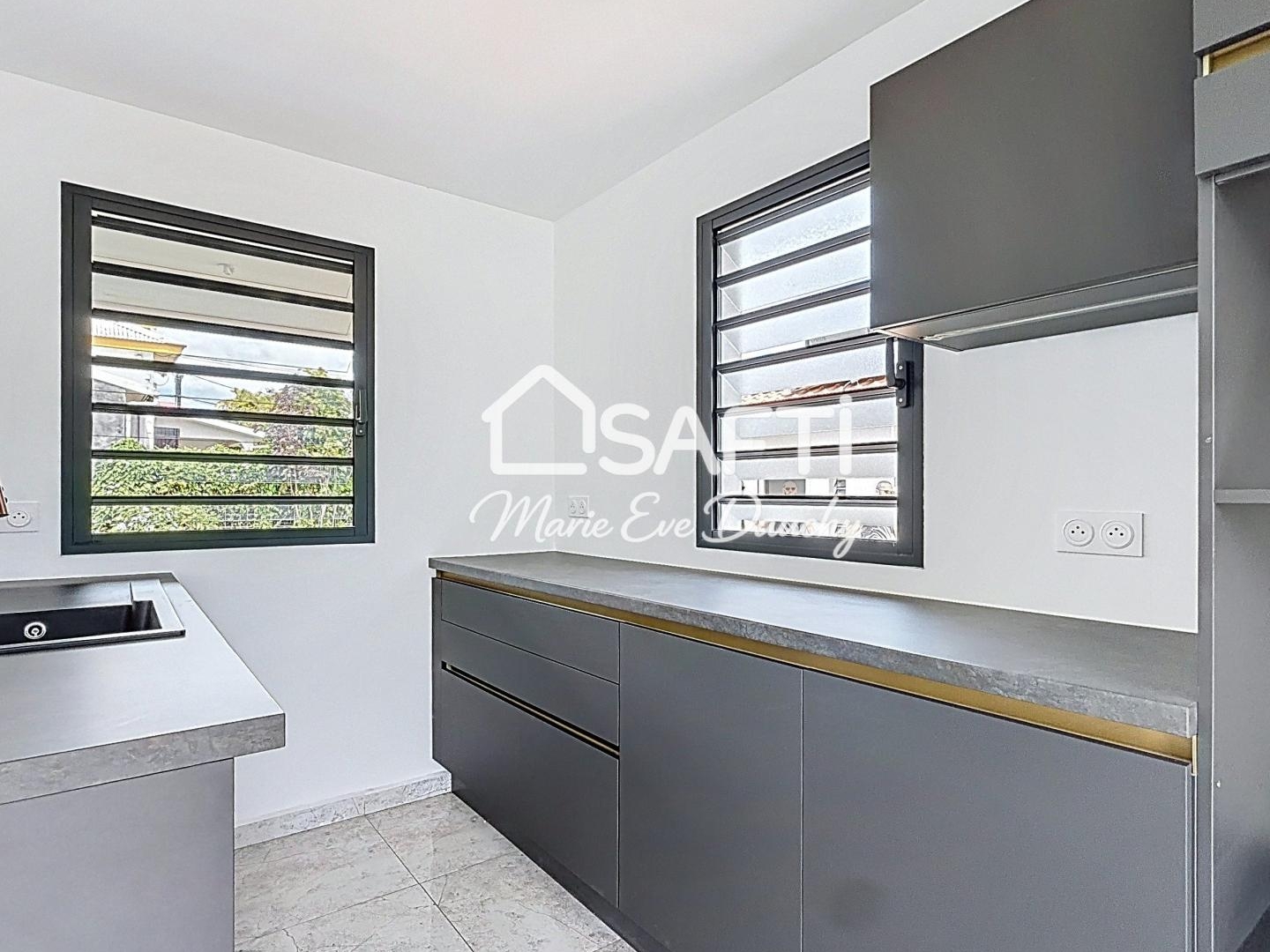 Baie-Mahault - villa T4 neuve