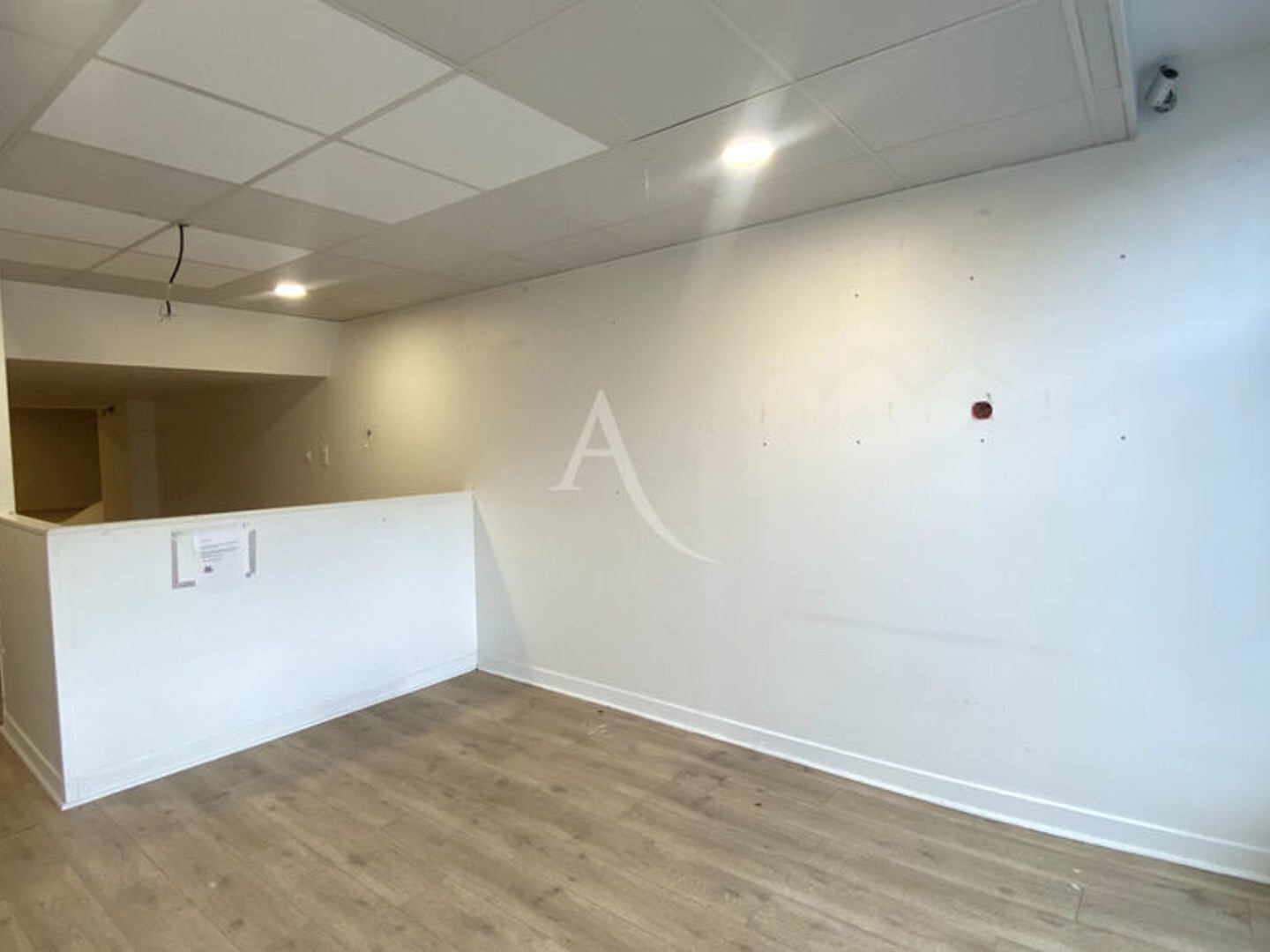 Murs libres à vendre Paris 13e 200 m2
