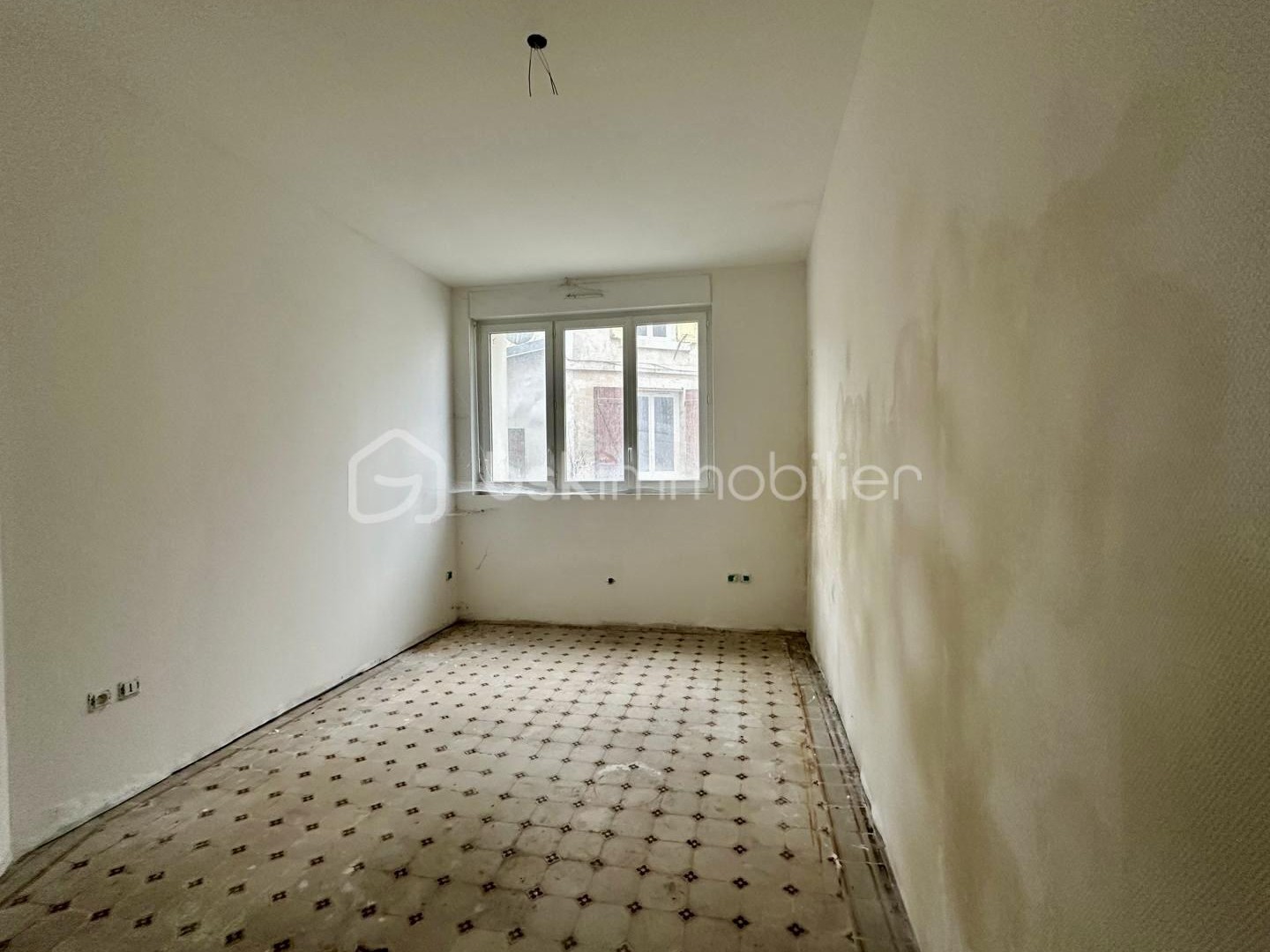 Immeuble 11 pièces 217 m²
