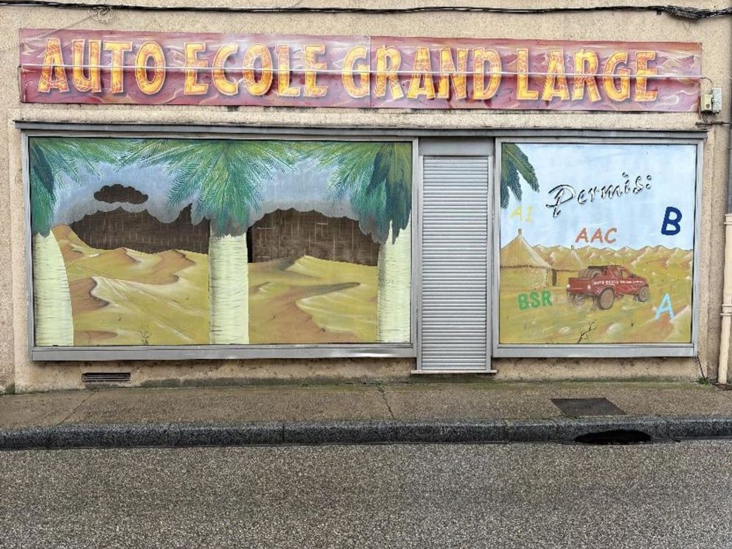 Vente Local commercial à Miribel 130 000 €