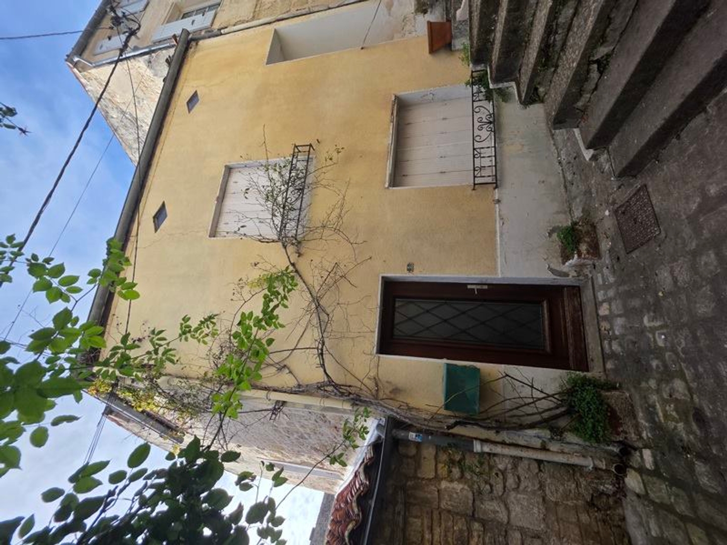 Maison à vendre - 5 pièces - 124m2 - Saintes (17100)