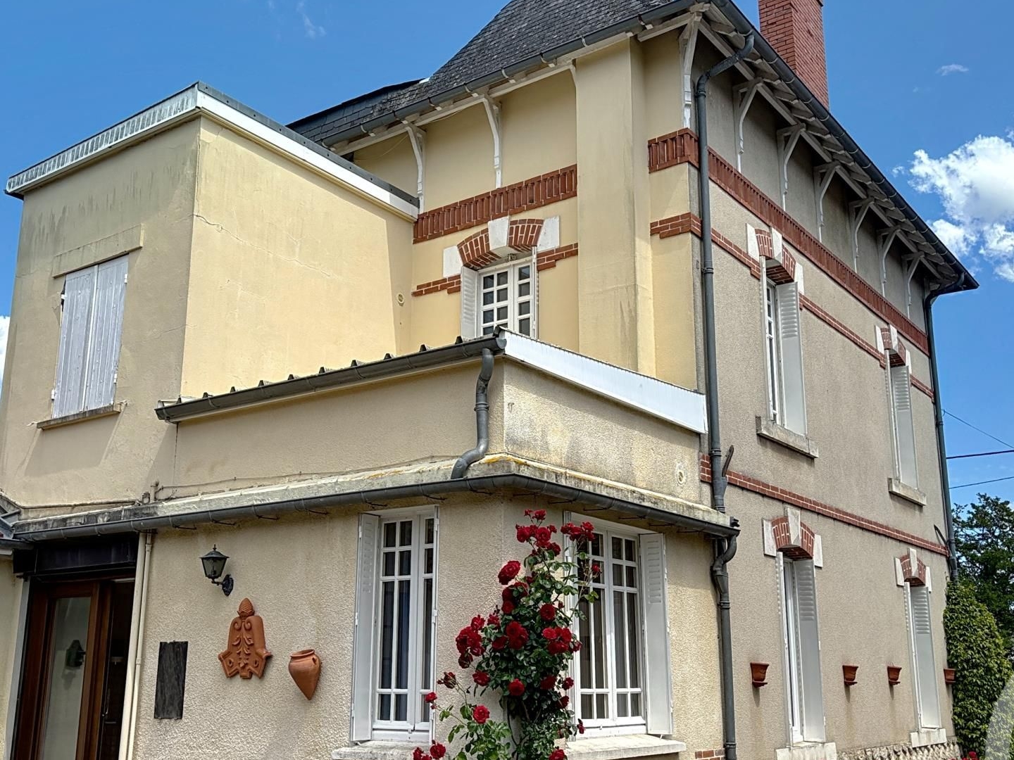 Maison à vendre - 7 pièces - 235m2 - Montpon-Ménestérol (24700)