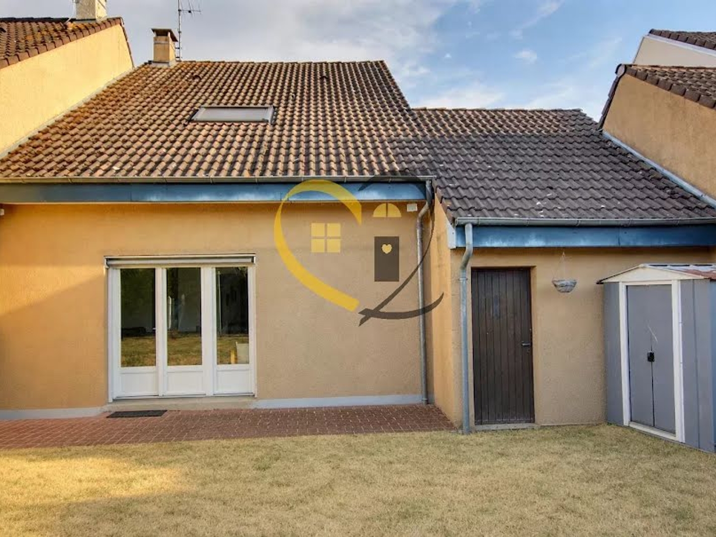 Maison à vendre - 85m2 - Mehun-Sur-Yèvre (18500)