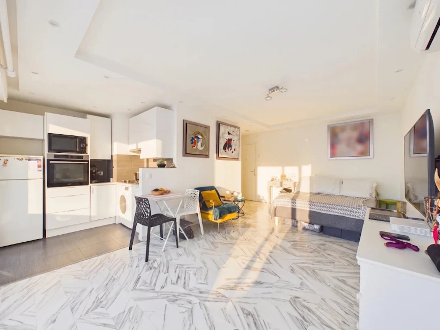 Appartement à vendre - 1 pièce - 32m2 - Antibes (06160)