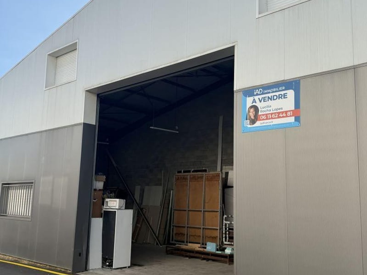 Immeuble commercial 117 m²
