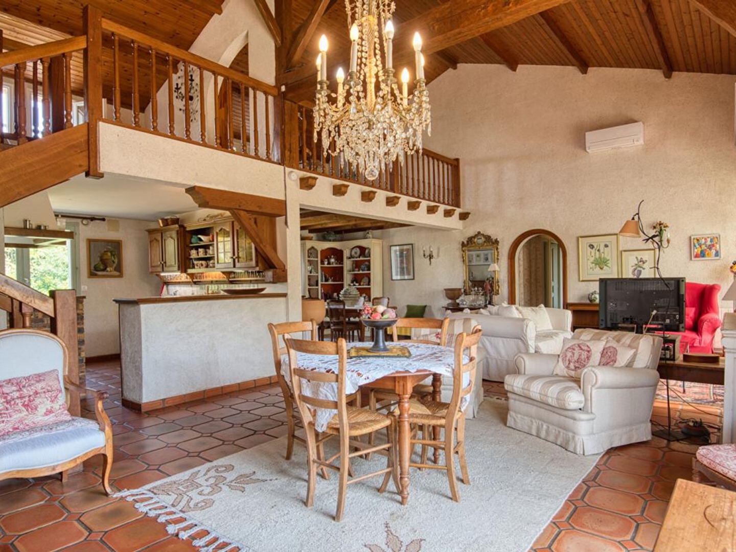 Maison Saint Fiacre Sur Maine 8 pièce(s) 157 m² sur une parcelle de plus de 1100 m²