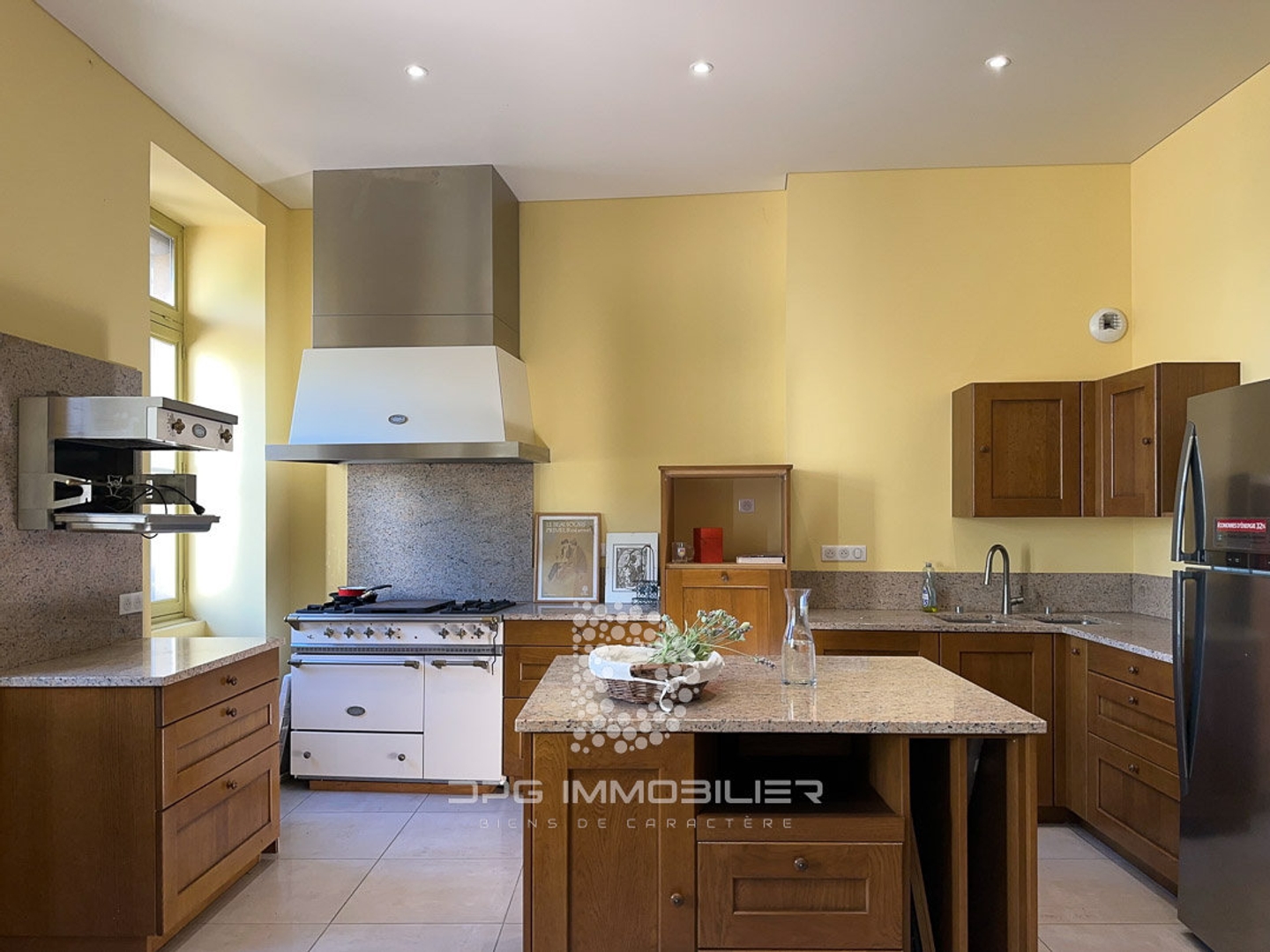 Immeuble à vendre - 22 pièces - 535m2 - Tramayes (71520)