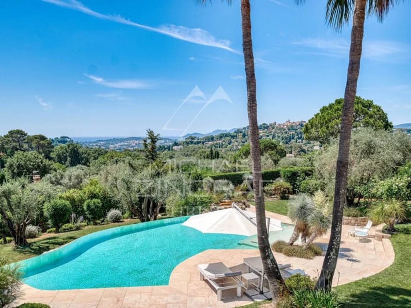Maison à vendre - 385m2 - Mougins (06250)