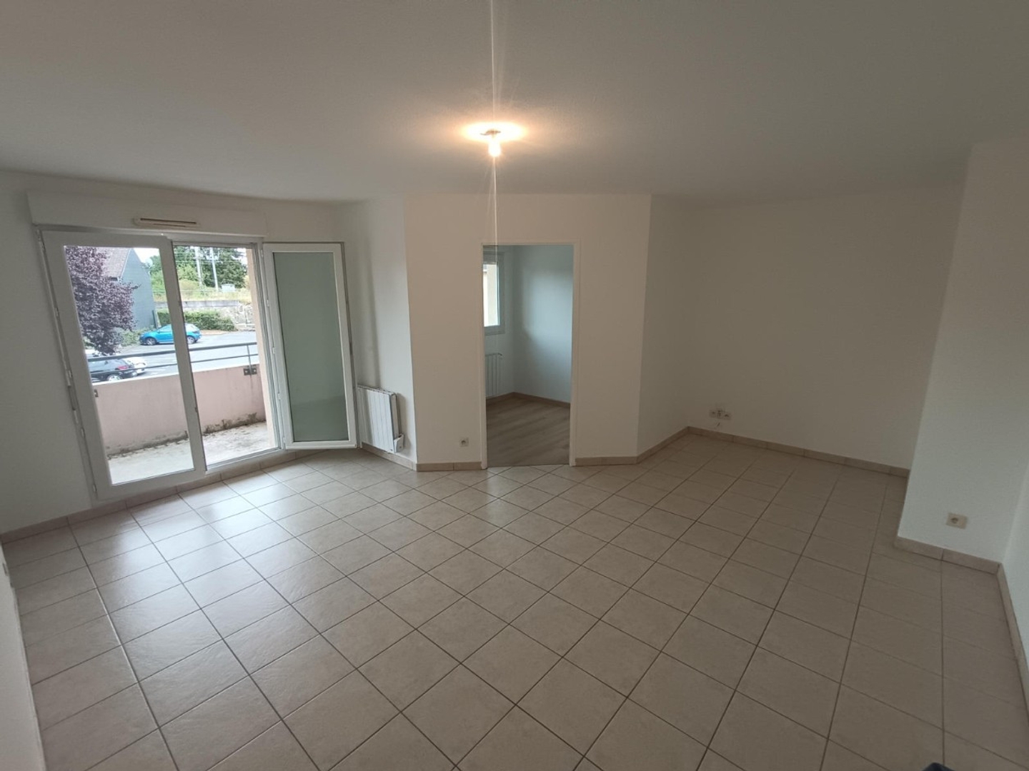 Appartement 1 chambre bureau balcon parking