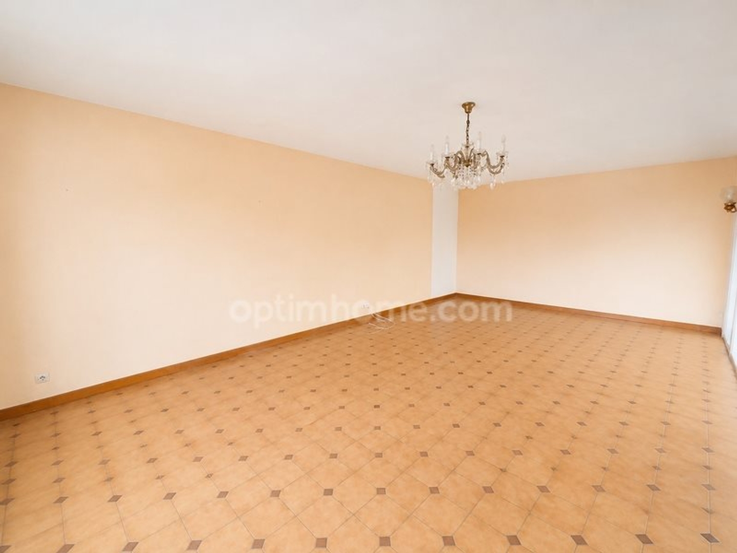 Maison à vendre - 9 pièces - 190m2 - Montblanc (34290)