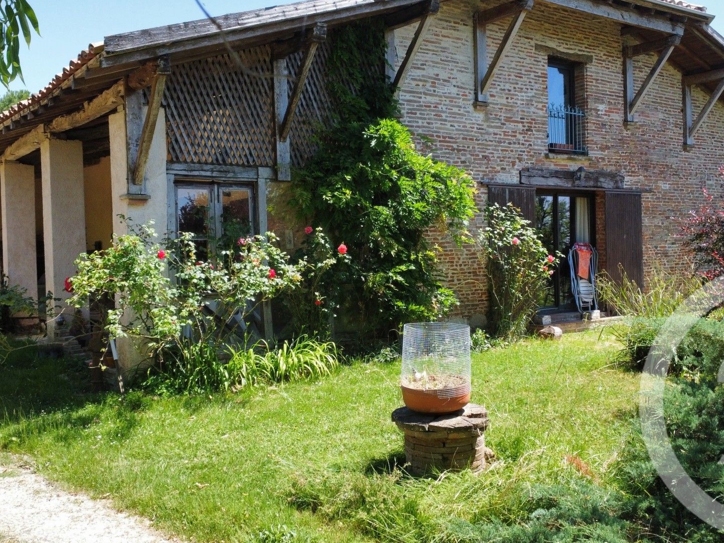 Maison 8 pièces 272 m²