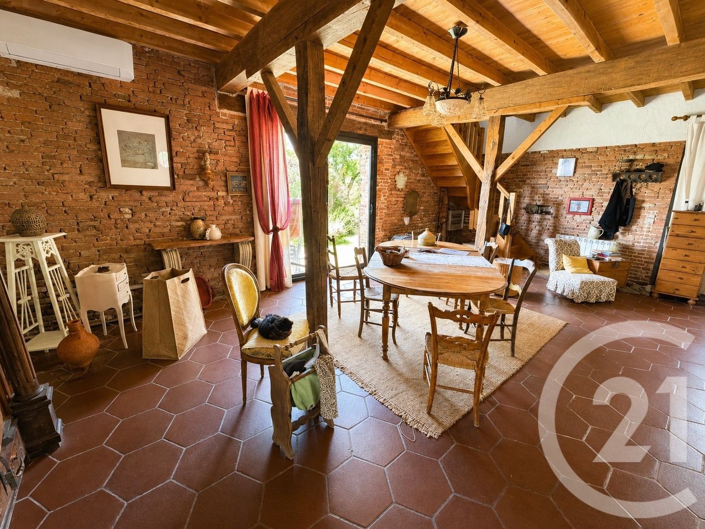 Maison à vendre - 8 pièces - 272m2 - L'isle-Jourdain (32600)