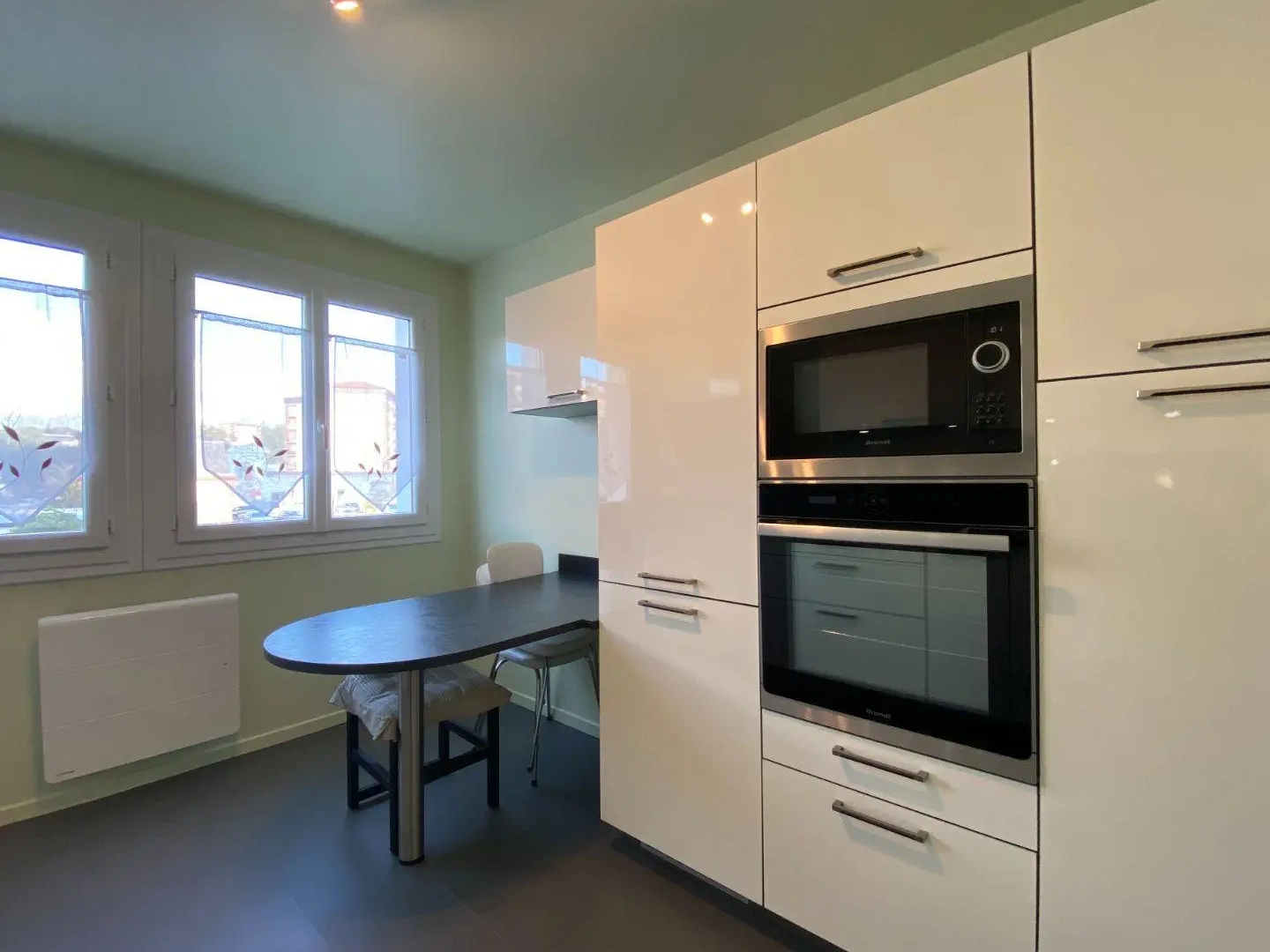 Appartement à vendre - 2 pièces - 54m2 - Aurillac (15000)