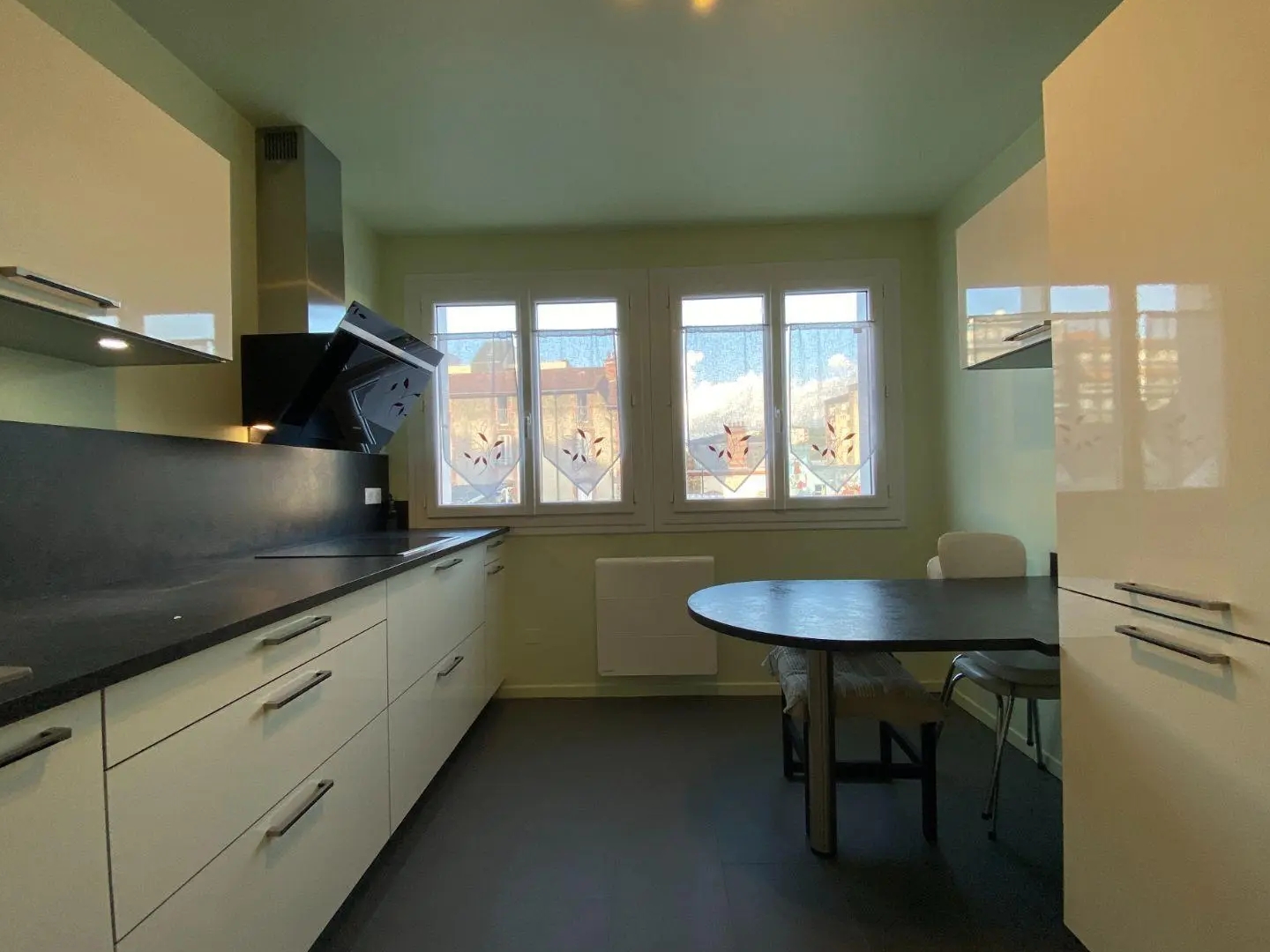 Appartement à vendre - 2 pièces - 54m2 - Aurillac (15000)