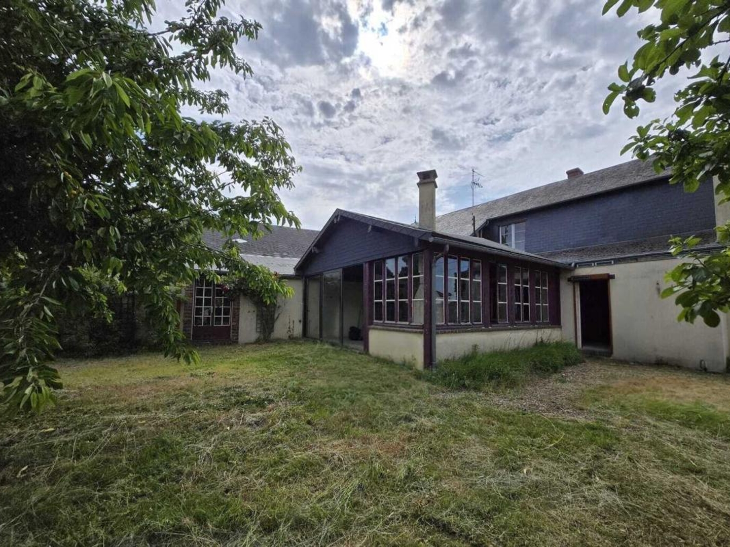 Maison à vendre - 8 pièces - 193m2 - Verneuil D'avre E... (27130)