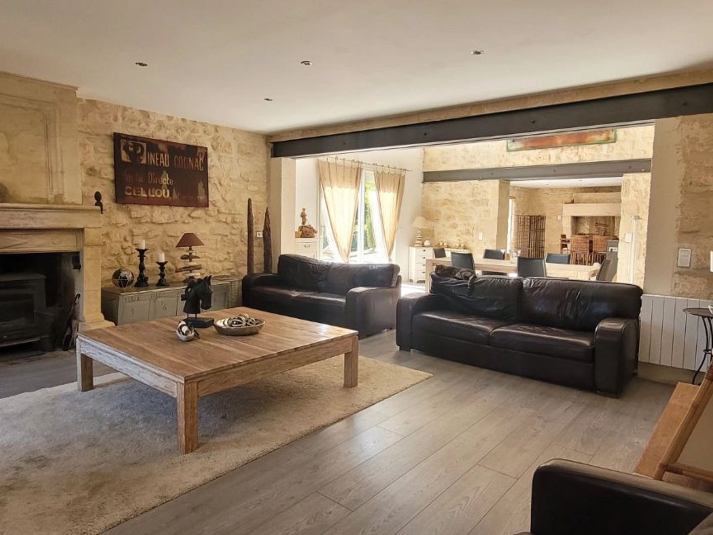 Maison à vendre - 5 pièces - 238m2 - Tauriac (33710)