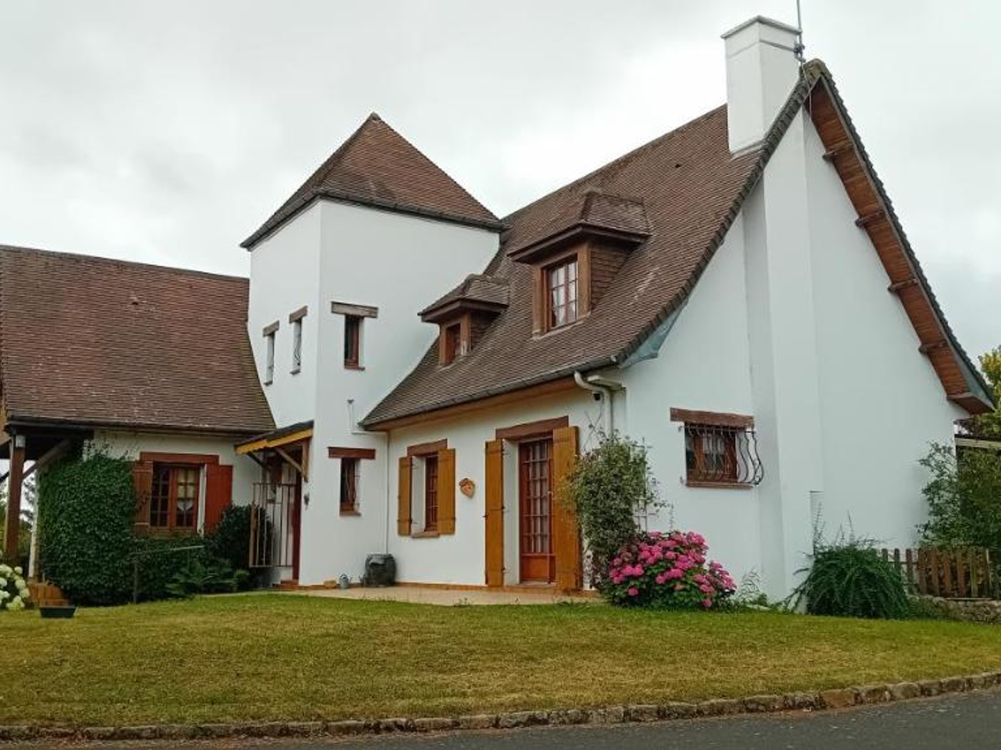 Maison 8 pièces 200 m²