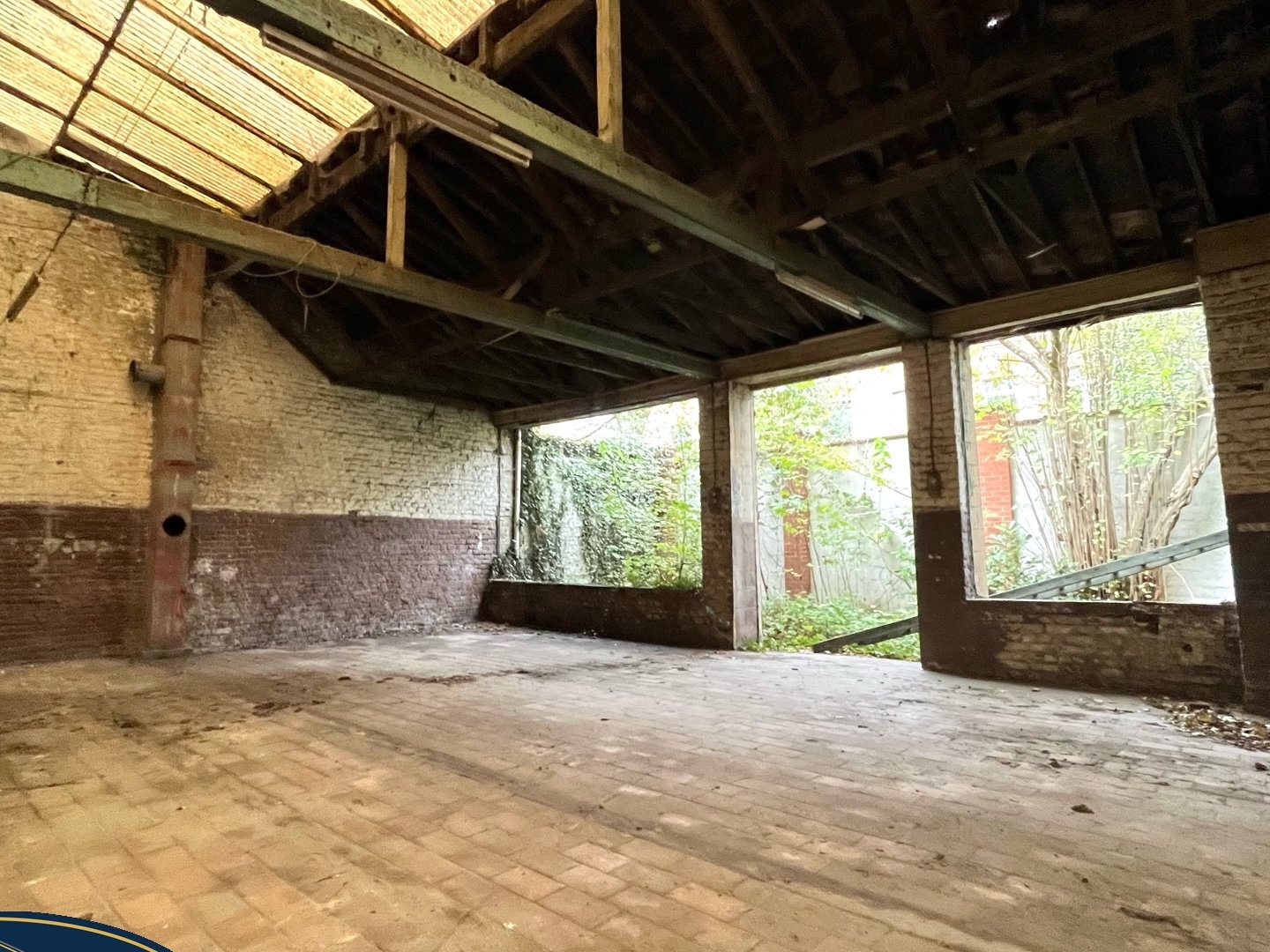 Immeuble à vendre - 300m2 - Roubaix (59100)