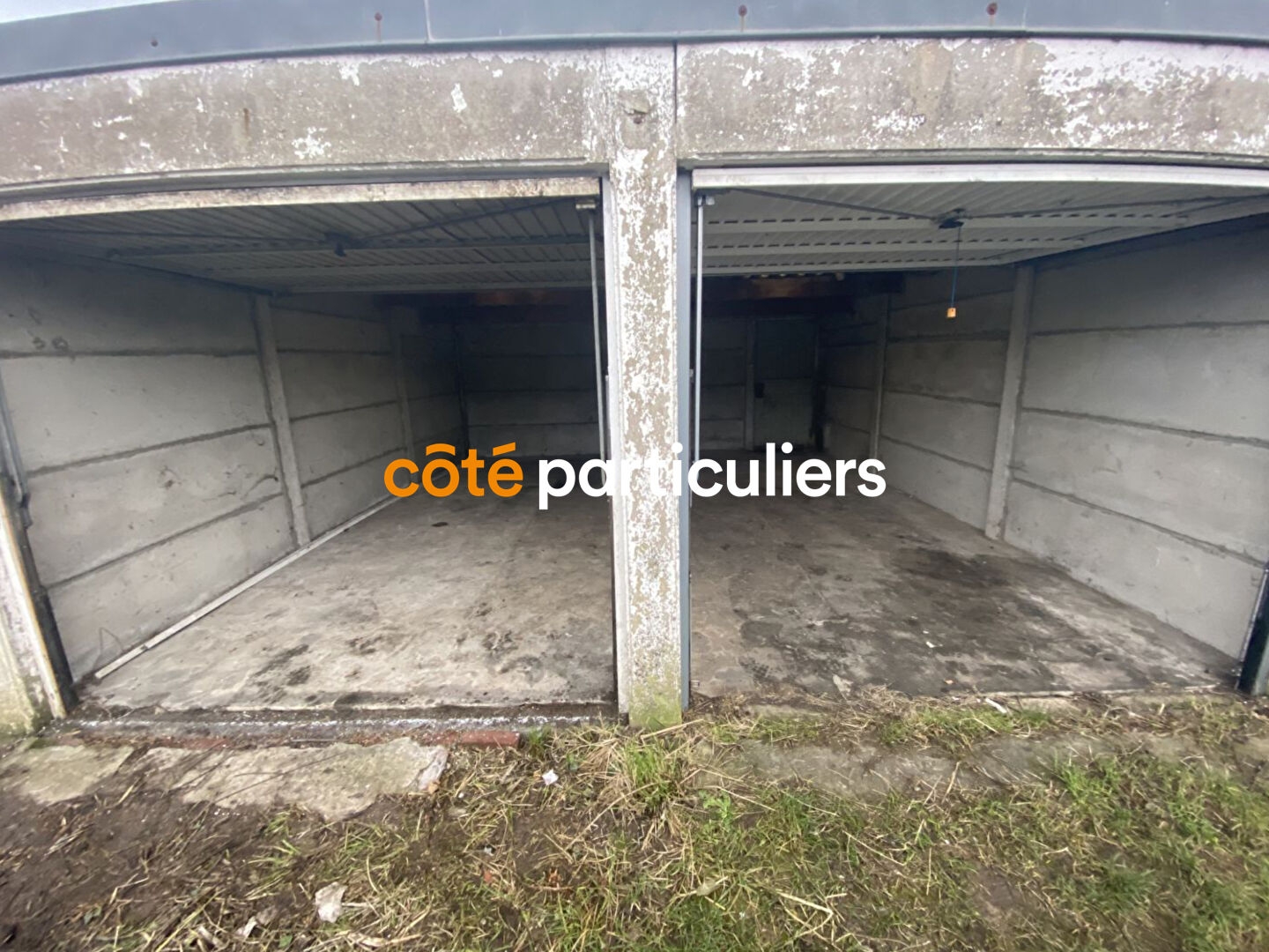 Double garage à vendre