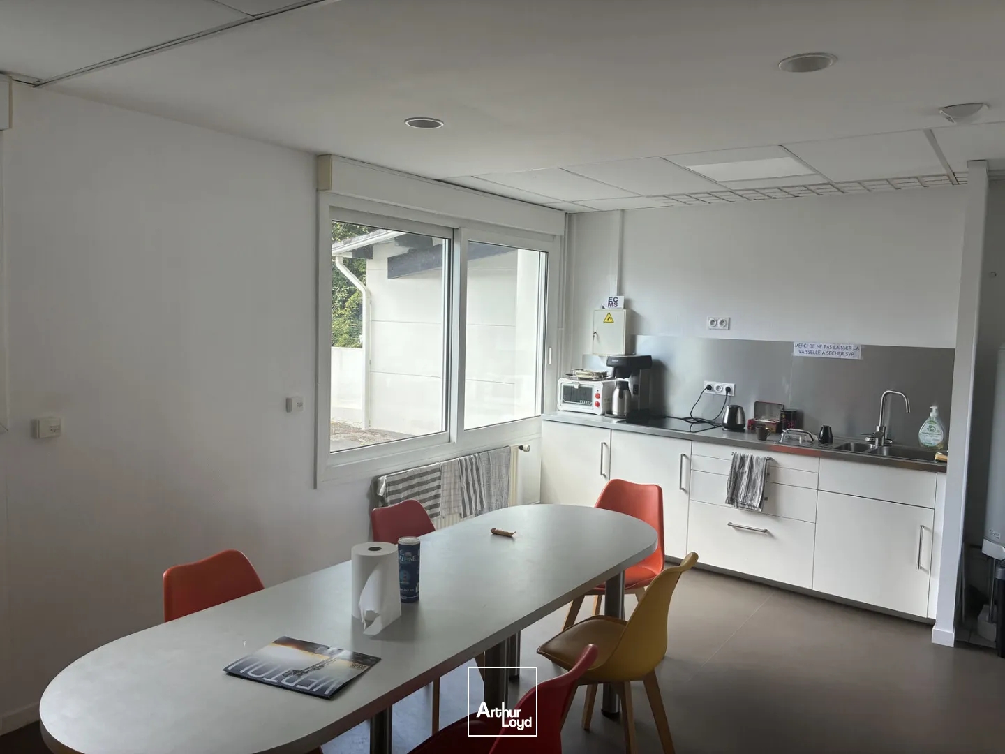 Bureaux à vendre - 370m2 - Vertou (44120)
