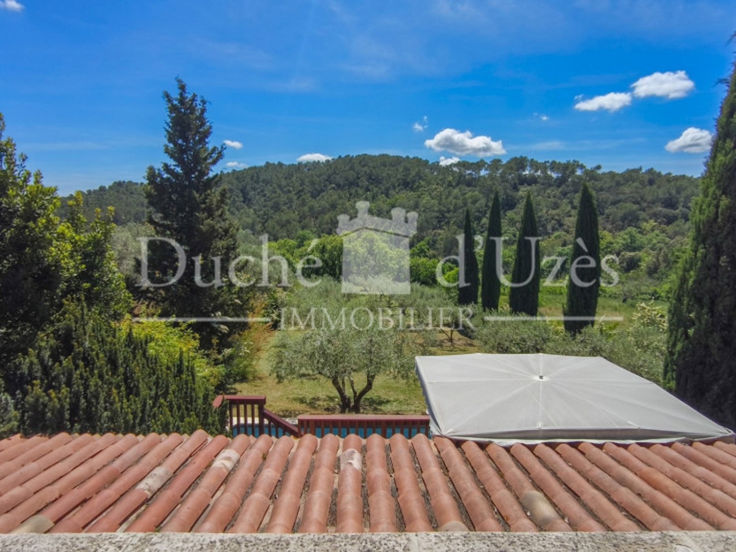 Maison à vendre - 6 pièces - 160m2 - Uzès (30700)