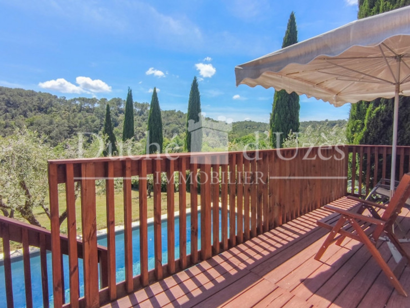 Maison à vendre - 6 pièces - 160m2 - Uzès (30700)