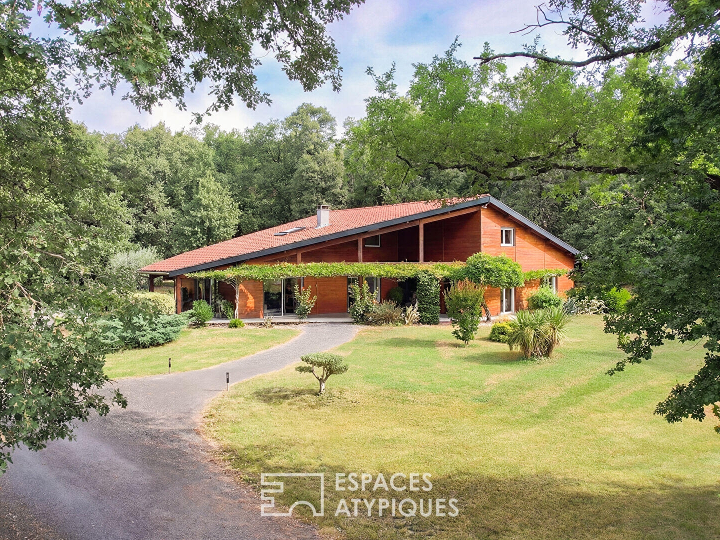 Appartement à vendre - 6 pièces - 280m2 - Gaillac (81600)