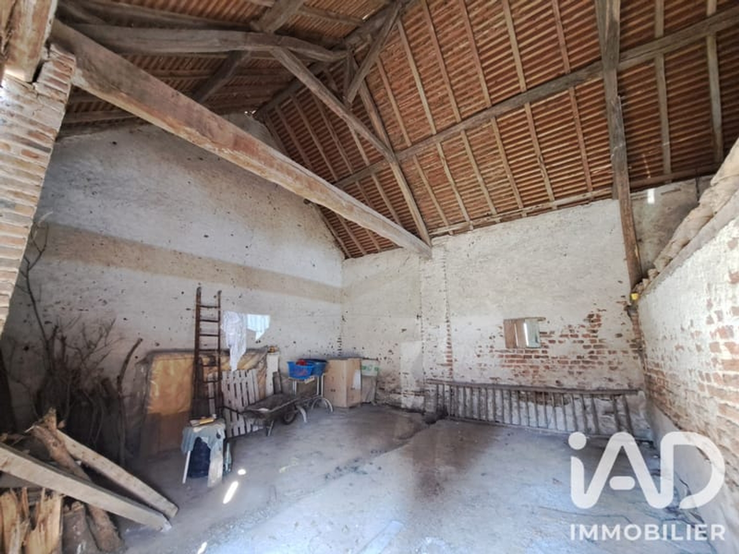 Maison à vendre - 2 pièces - 55m2 - Châtel-De-Neuvre (03500)