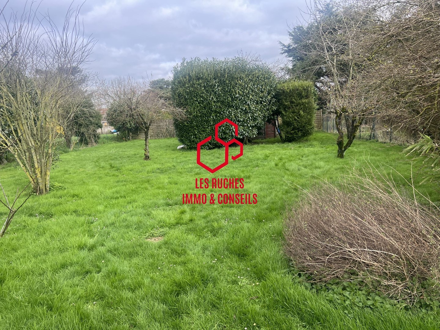 Terrain 394 m²