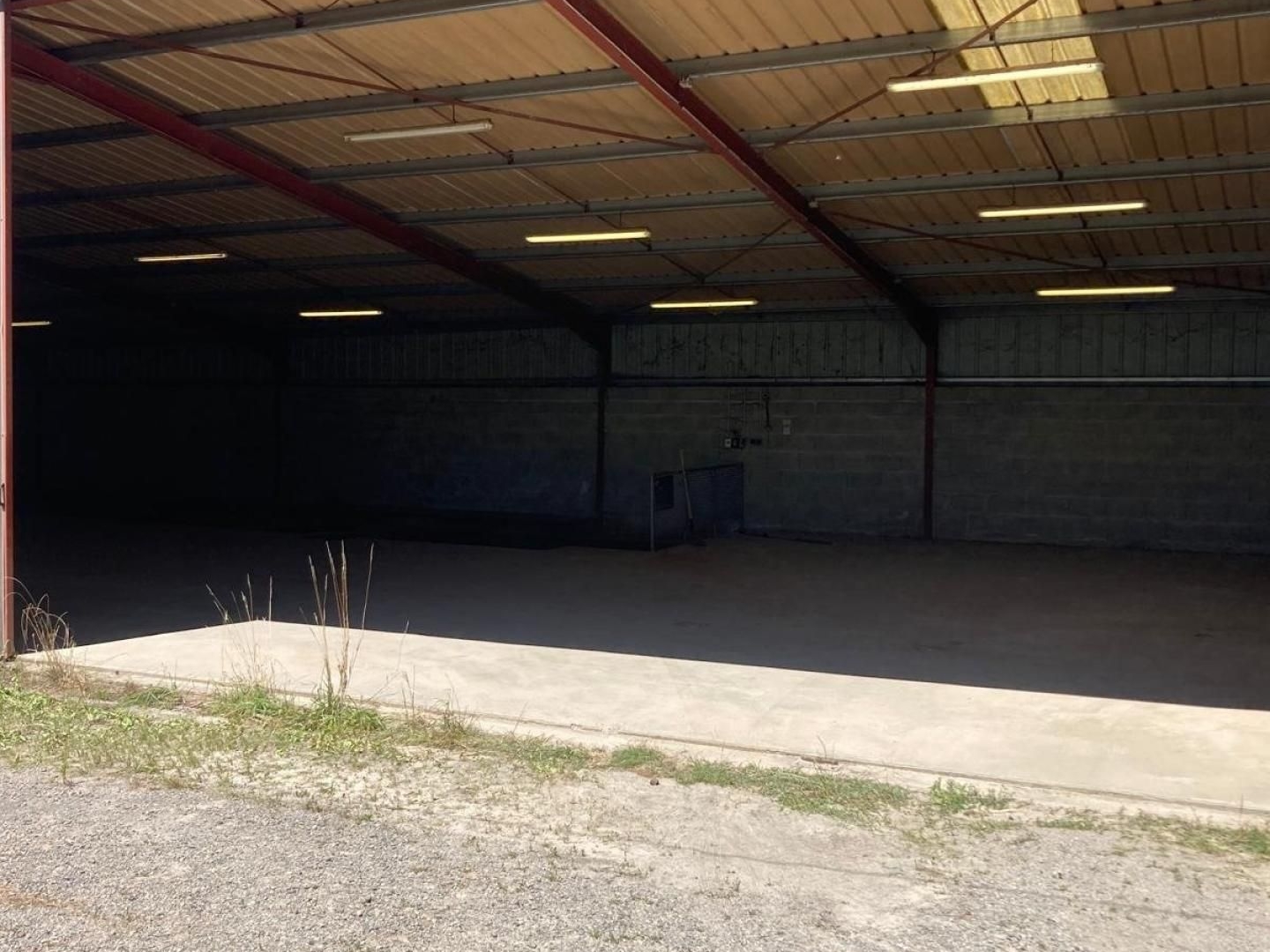 Bureaux 1 pièce 412 m²
