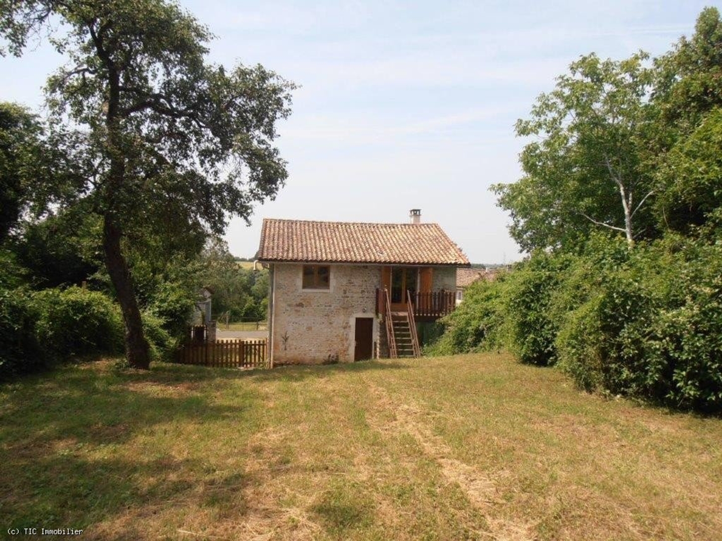 Maison à vendre - 4 pièces - 96m2 - Ruffec (16700)