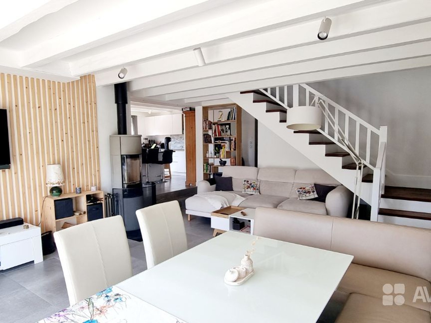 🏡 Maison familiale cossue à proximité du centre ville !