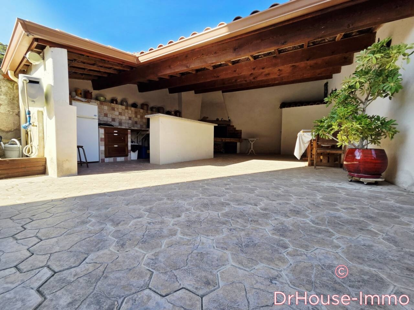 Maison à vendre - 5 pièces - 227m2 - Capestang (34310)