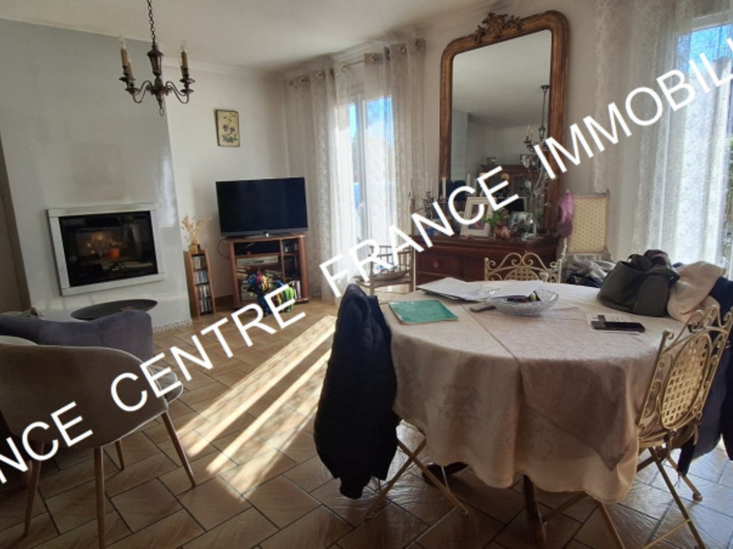 Maison à vendre - 3 pièces - 76m2 - Bourges (18000)