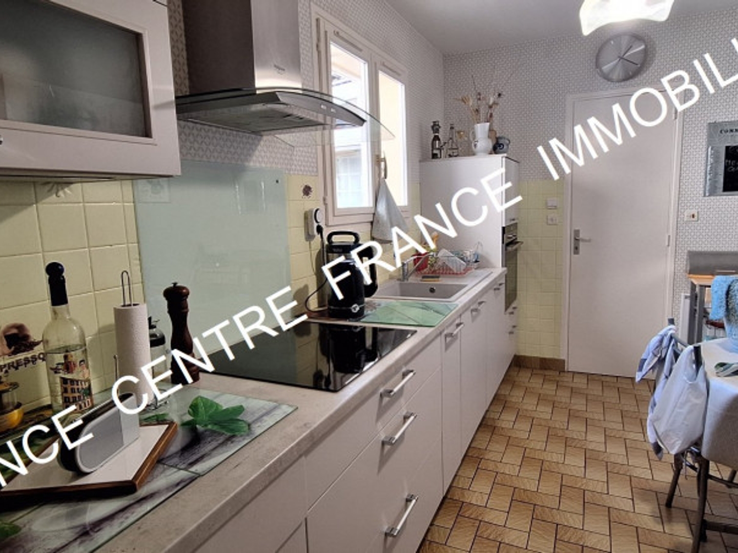 Maison à vendre - 3 pièces - 76m2 - Bourges (18000)