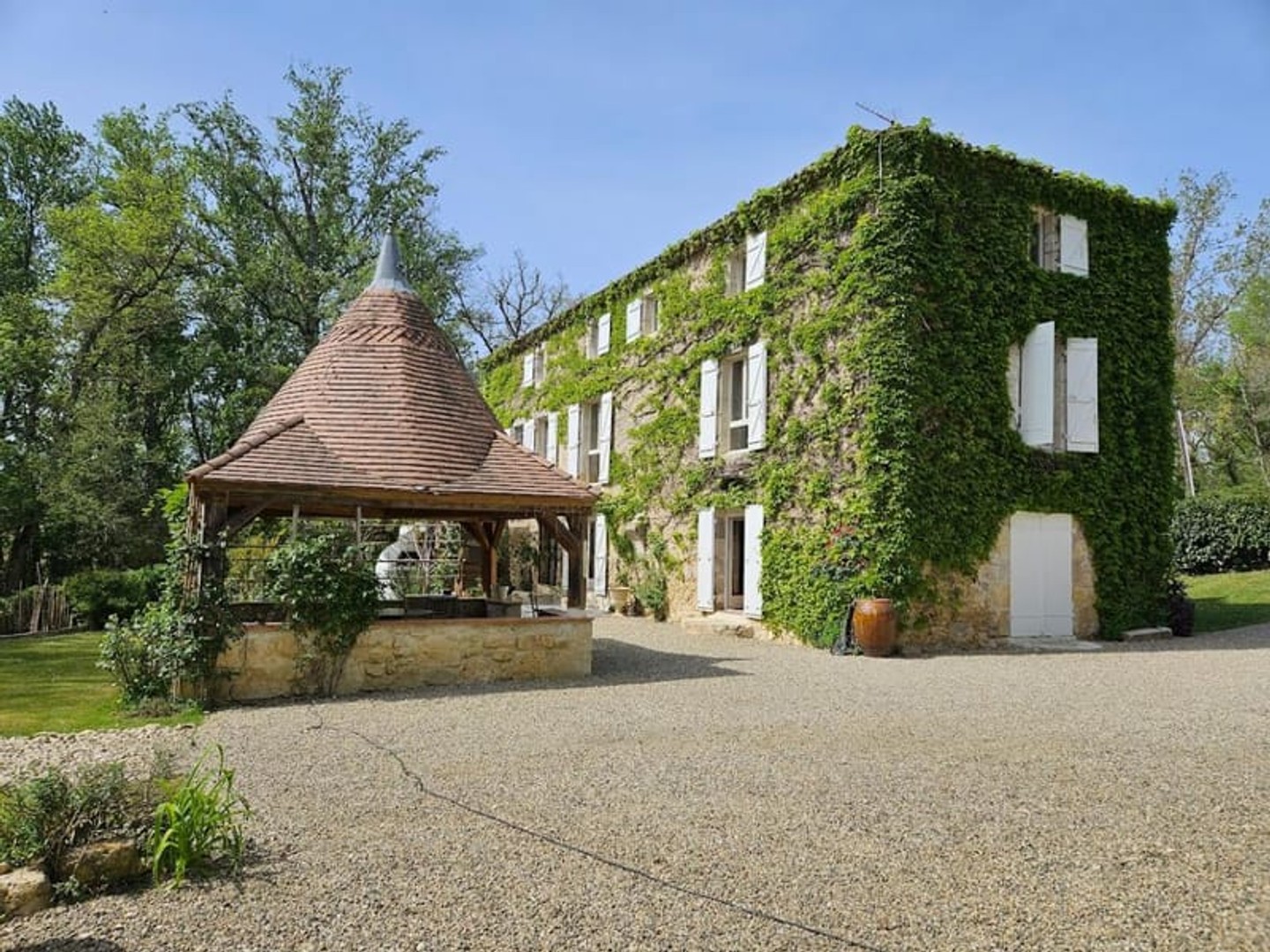 Magasin à vendre - 8 pièces - 230m2 - Astaffort (47220)