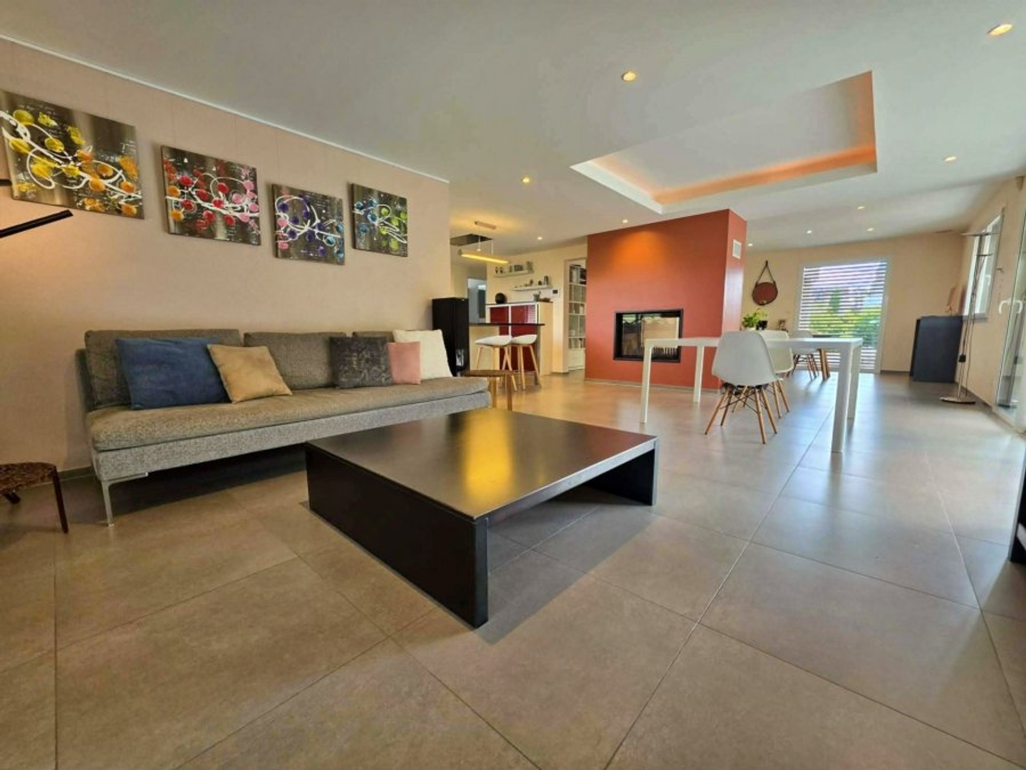 Maison à vendre - 9 pièces - 250m2 - Kembs (68680)