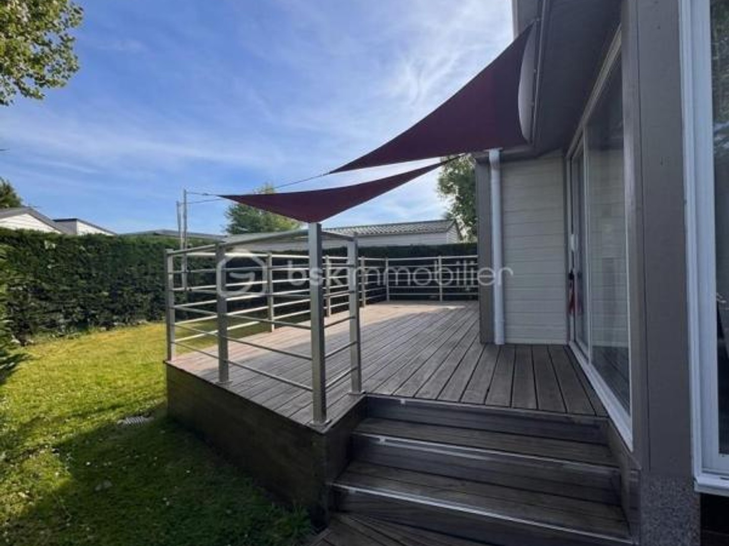 Locaux à vendre - 300m2 - Marennes-Hiers-Br... (17320)
