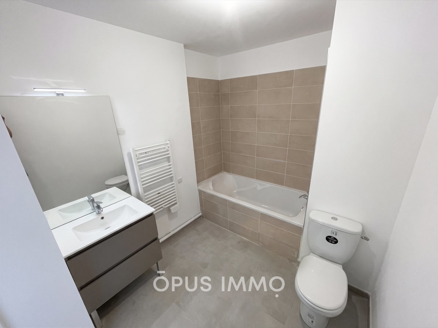 Appartement à vendre - 1 pièce - 24m2 - Castelnau-Le-Lez (34170)