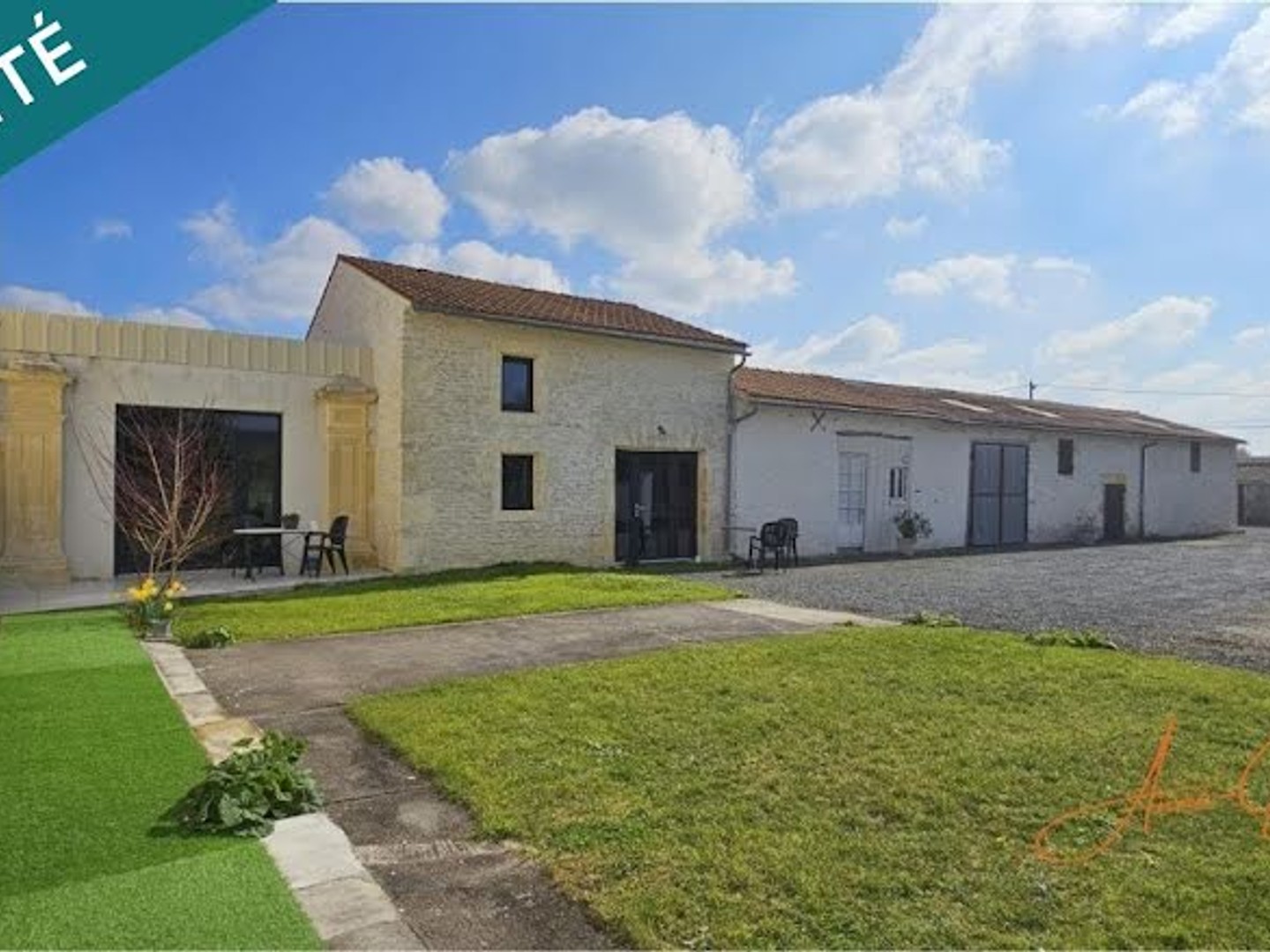 Maison 10 pièces 287 m²
