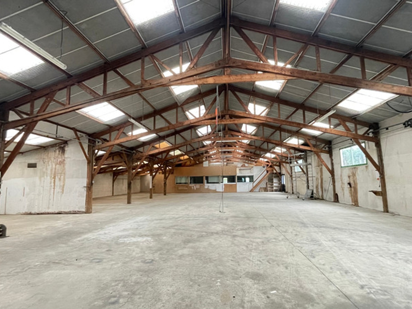 Local/bureau à vendre Proche de LOUDEAC (22)