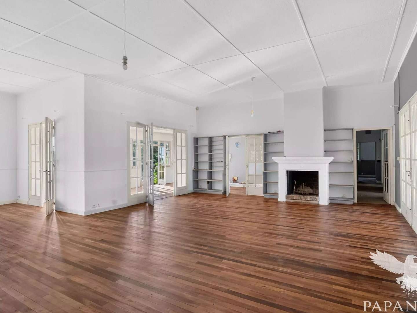 Maison 12 pièces 377 m²
